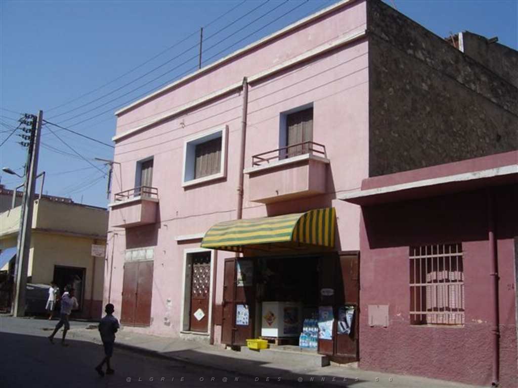 ORAN AOUT 2007 rue Saintonge 1.JPG
